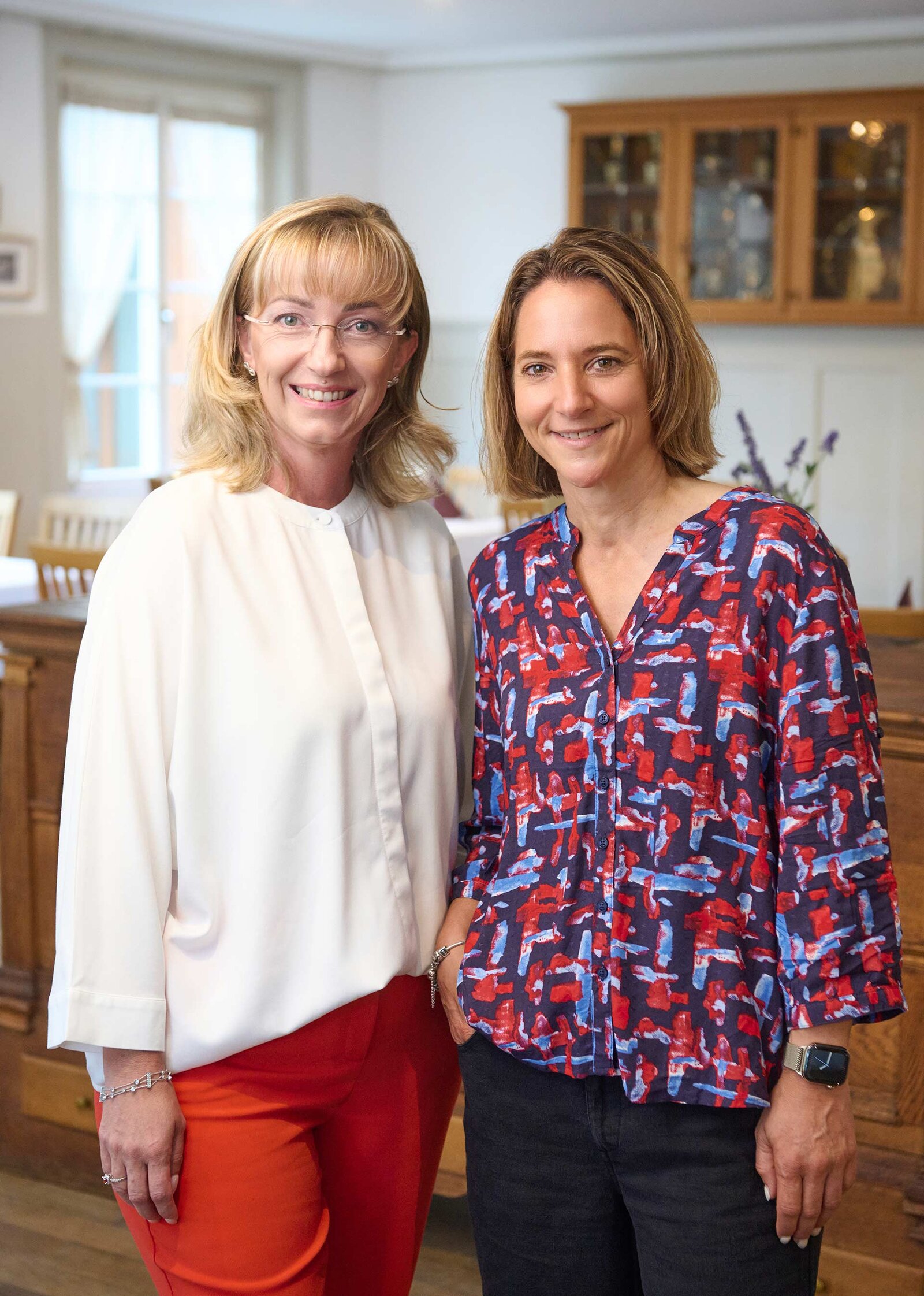 Bären Gastgeberinnen Ljiljana Calusić und Stefanie Notz Bären Gastgeberinnen Ljiljana Calusić und Stefanie Notz